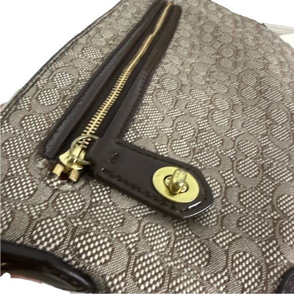 COACH Poppy Signature C Mini Oxford East/West Swingpack Canvas Crossbody - Picture 8 of 11